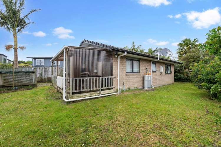9 & 9A Malvina Place Bucklands Beach_6