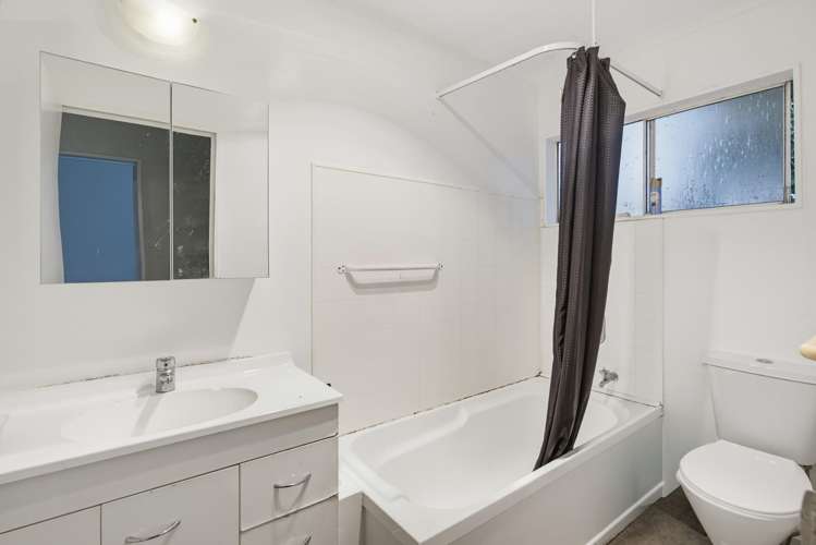 16B Buckley Grove Paraparaumu_23