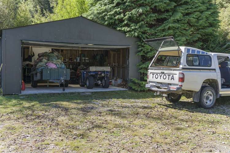 2314 Shenandoah Highway Murchison_36