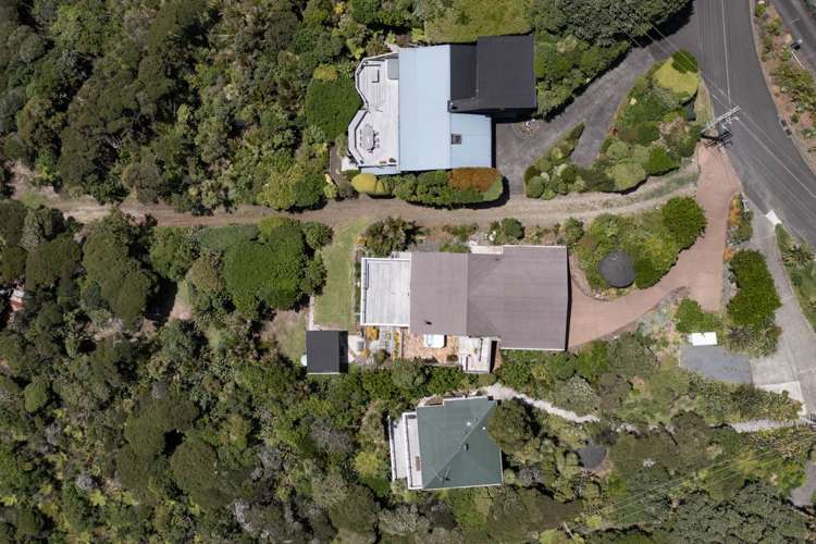 37 Rayner Road Piha_21