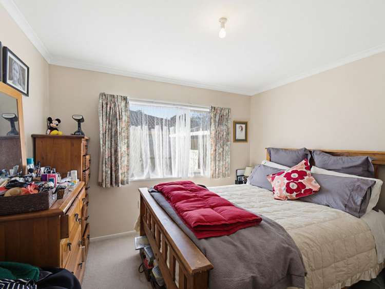 14 Escort Grove Awapuni_9