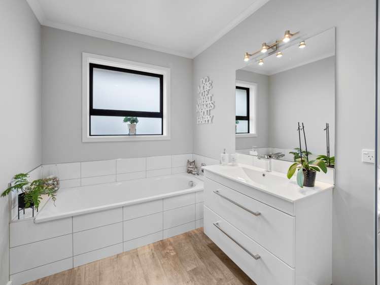 5 Whiteoak Grove Tinwald_17