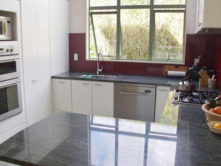 36 Wairoa Road Narrow Neck_10