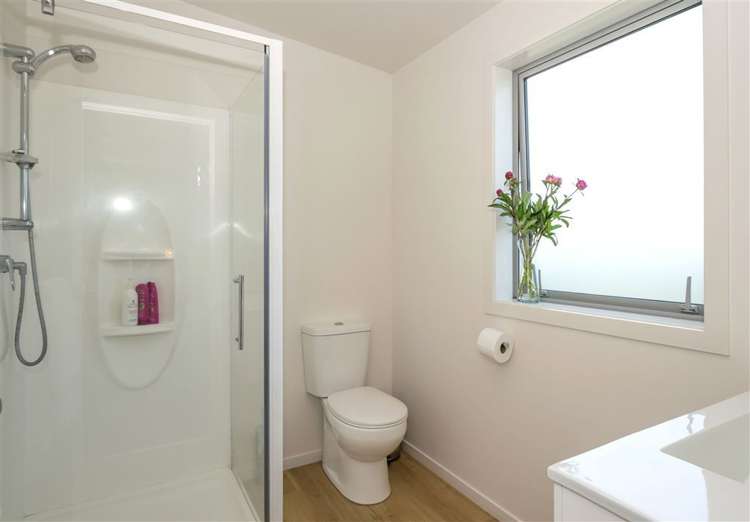 11 Nottinghill Drive Springlands_12