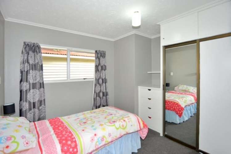 2/10 Cardiff Avenue Somerfield_5