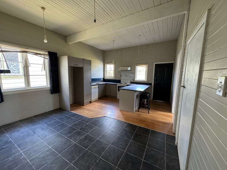 412 Featherston Street Palmerston North_5