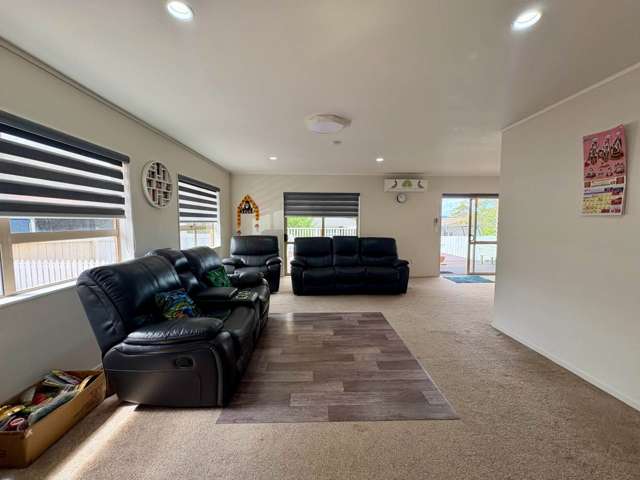 6 School Road Te Atatu South_4