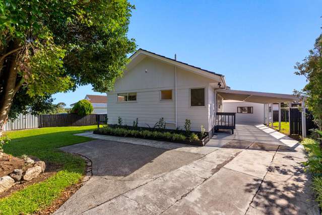 Home & Income on Clendon Park!