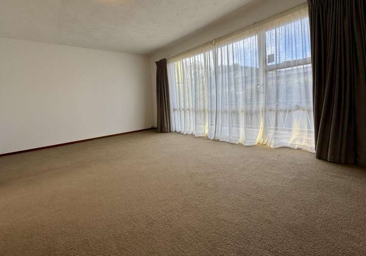 2/659 Mount Albert Road_0