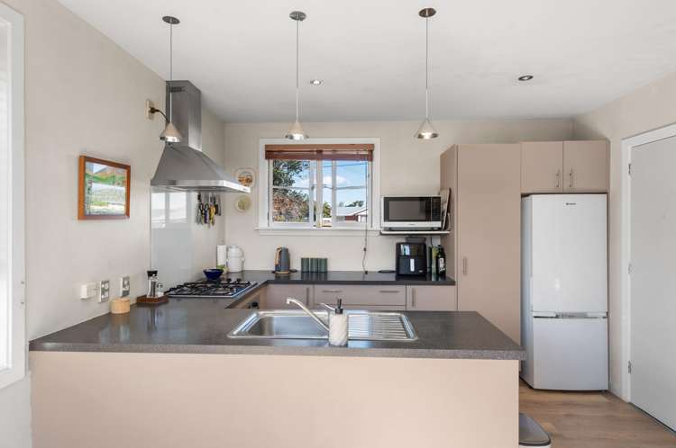 69 Vardon Crescent Shirley - Fairway Park_5