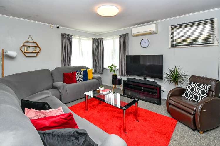 64 Greenmeadows Avenue Manurewa_3