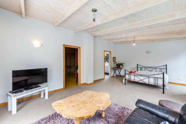 18 Old School Road Leigh_17