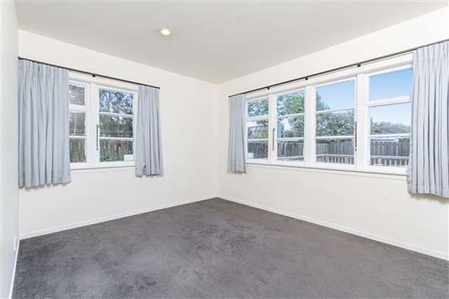 2/18 Tahi Terrace Glen Eden_3