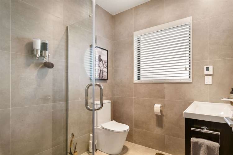 10 Riverhead Point Drive Riverhead_10