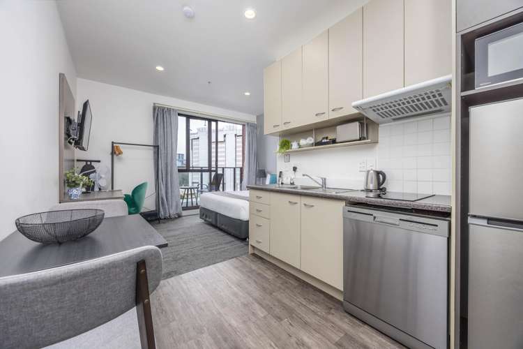 8b/50 Eden Crescent Auckland Central_7