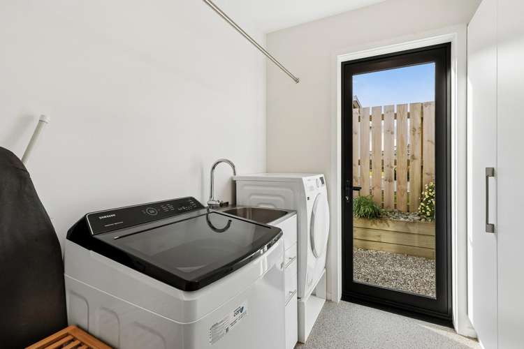 3 Rotary Park Close Waverley_23