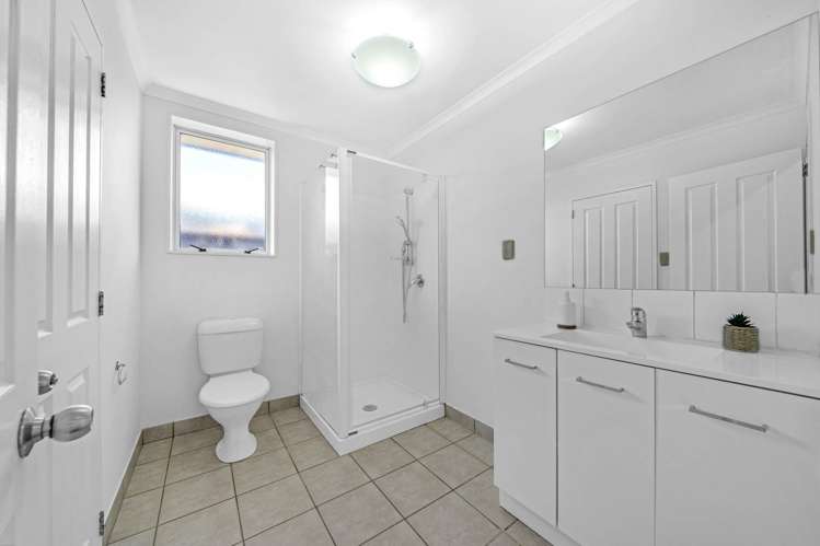 104 Naylors Drive Mangere_19