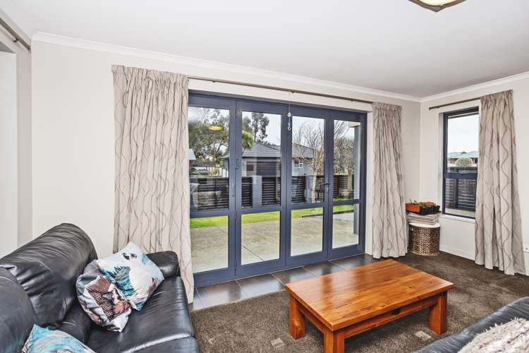 53 Hoffman Court Waikiwi_13