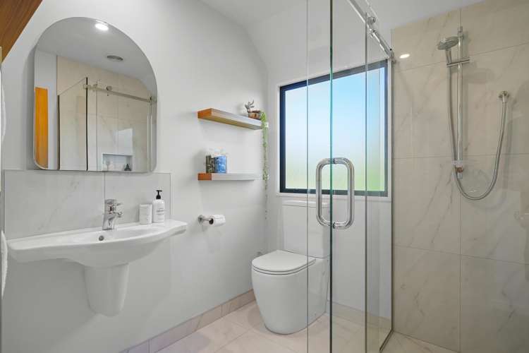 14 Regents Park Drive Casebrook_20