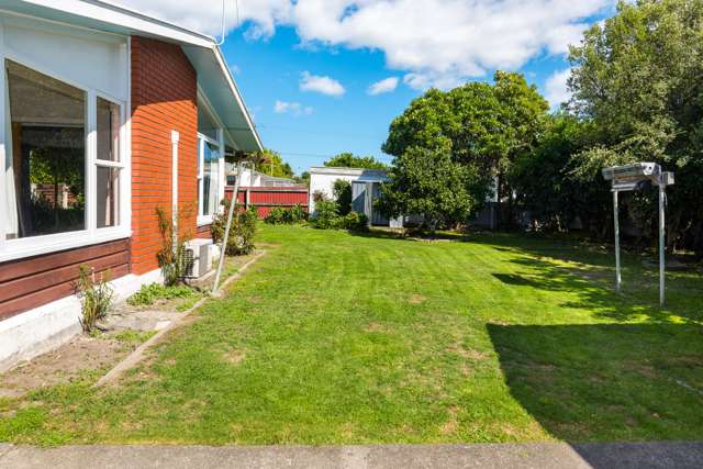 3 Newbourne Crescent Redwoodtown_3