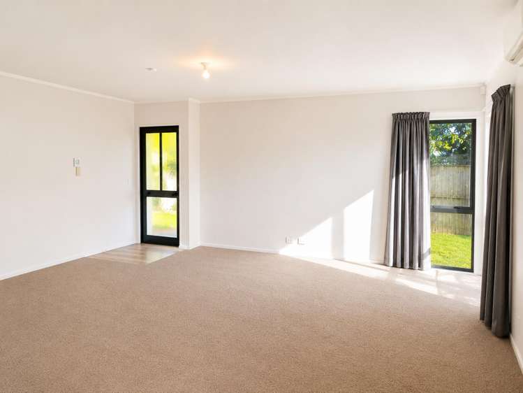 56B Sutton Crescent Papakura_3