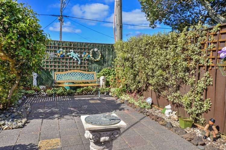 1/10 Brook Street Milford_11