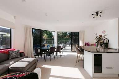 5 Piha Close_3