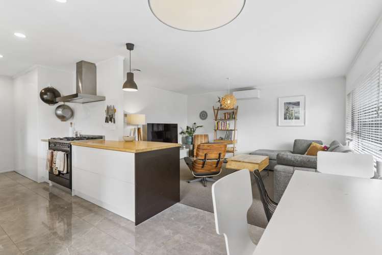 2/20 Bannerman Road Morningside_8