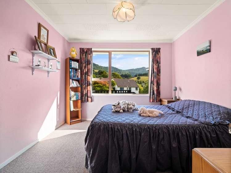 23 Delphic Street Sawyers Bay_12