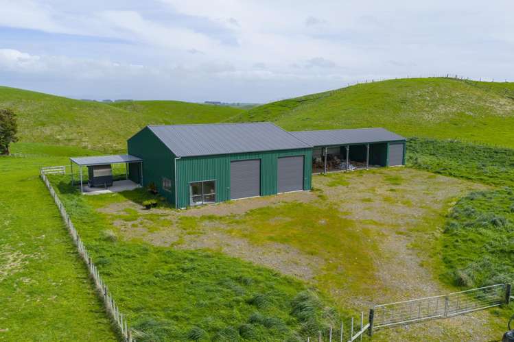 137 Zigzag Road Pohangina Valley_11