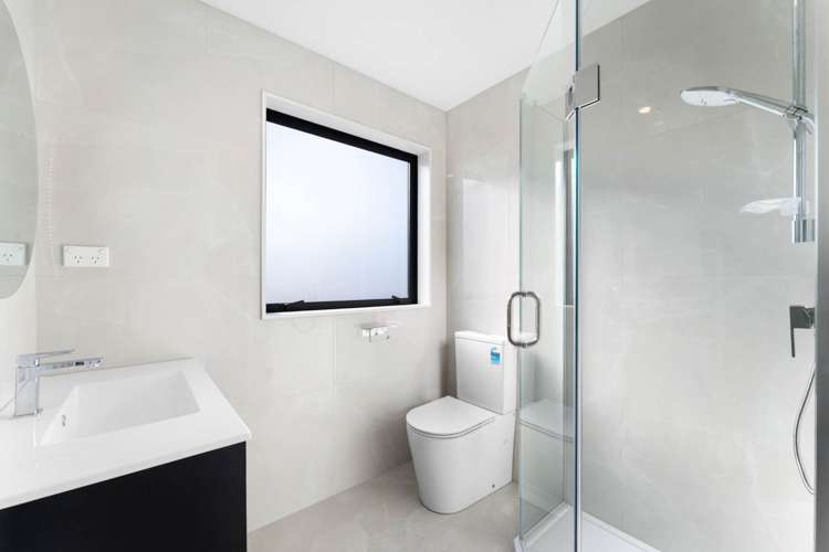 5 /7 Beverly Place New Lynn_7