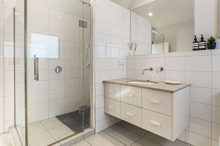 27 Waikare Road Oneroa_17