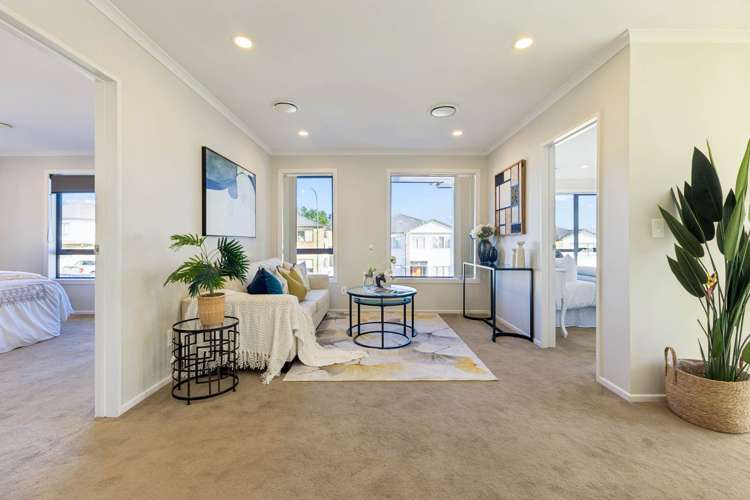 12 Hangahai Road Flat Bush_19