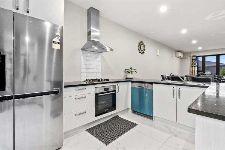 12b Hollowout Street Takanini_5