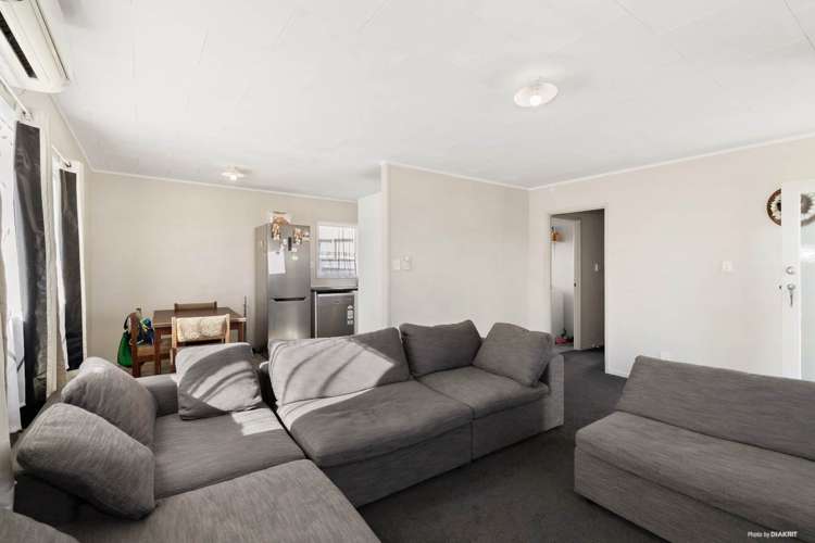 1/62 Redcrest Avenue Red Hill_1