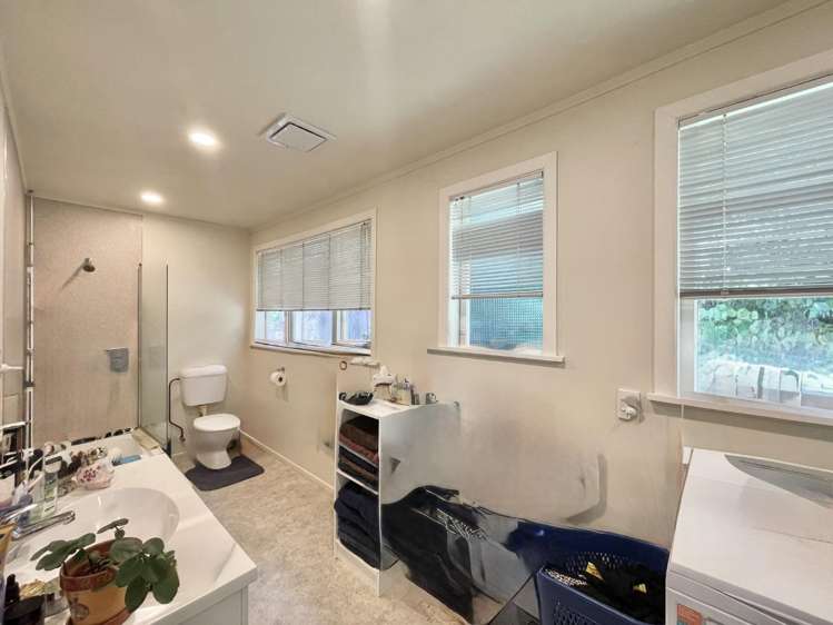 28 Warner Park Avenue Laingholm_16