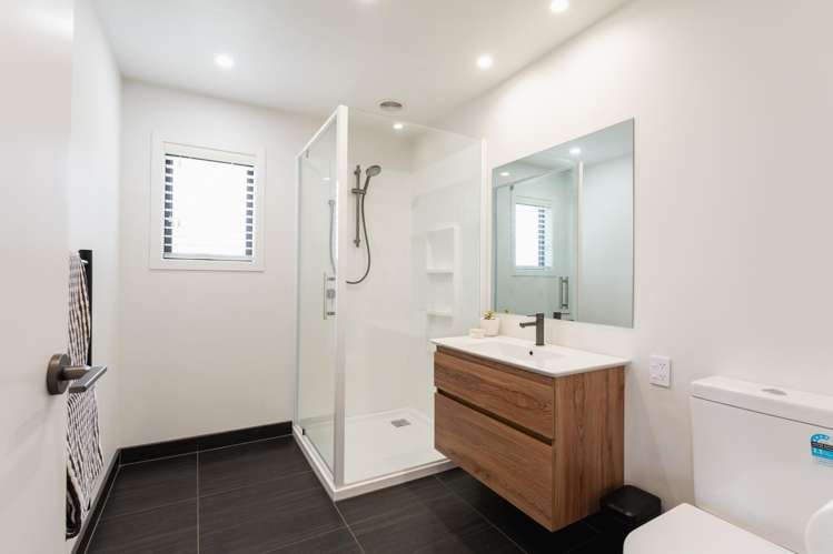 53 Heathfield Drive Mosgiel_21