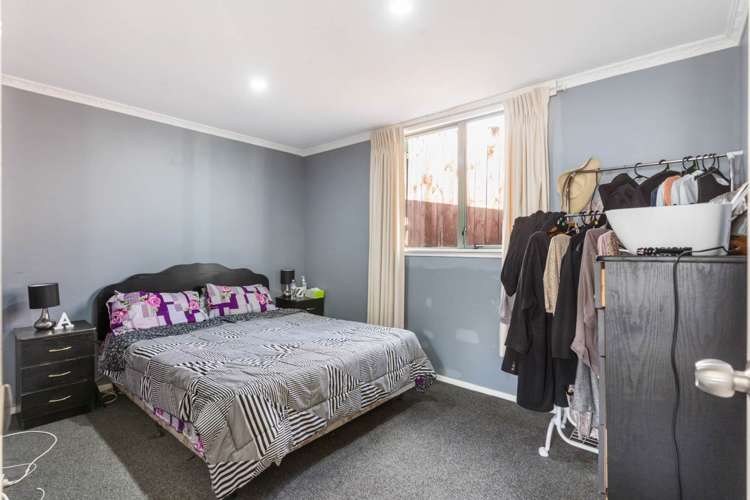 6 Iris Place Clendon Park_16