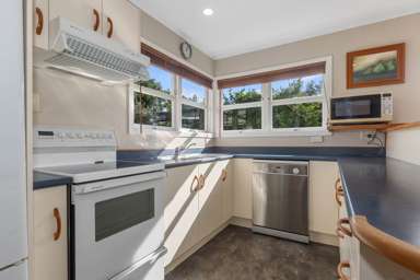 17 Waiatawa Road_1