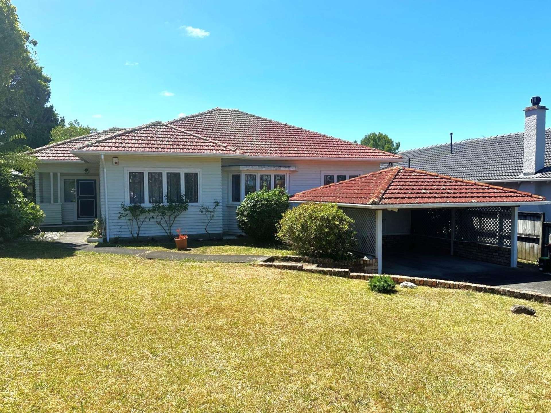 5 Admiral Beatty Ave Mount Roskill_0