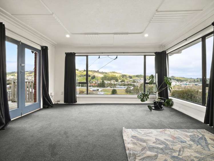 44 Waldron Crescent Green Island_2