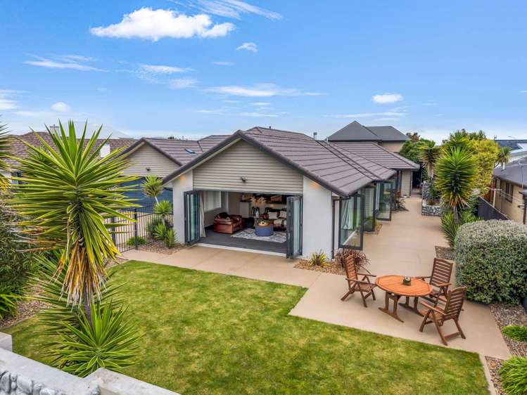 27 Foresters Crescent_0