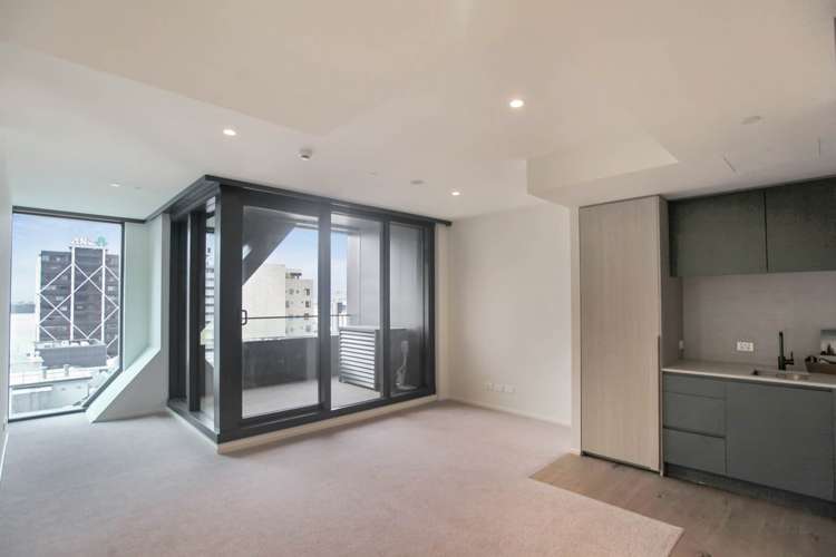 801/10 Commerce Street City Centre_1