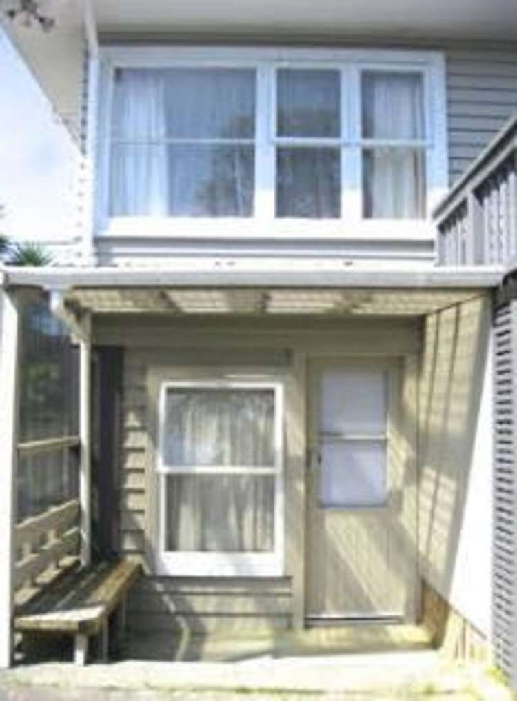 1/80 Sylvan Crescent Te Atatu South_24