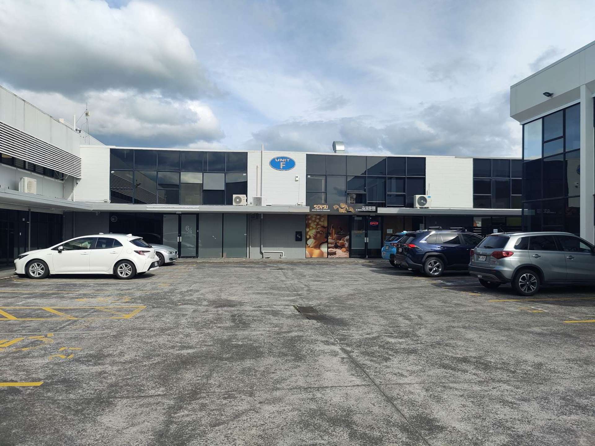 Unit F/4 Waipareira Avenue Henderson_0