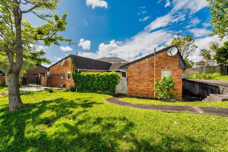 1&2/32 Salamanca Road Sunnynook_5