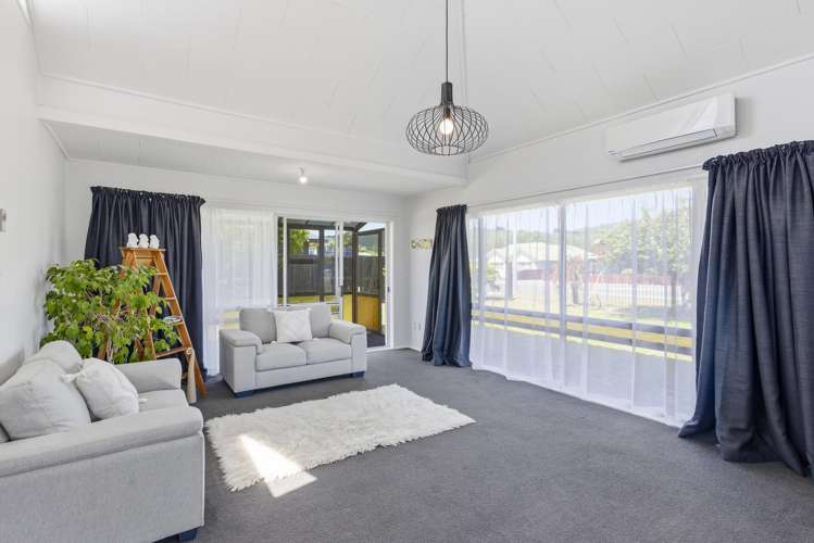 2 Cypress Grove Paraparaumu_11