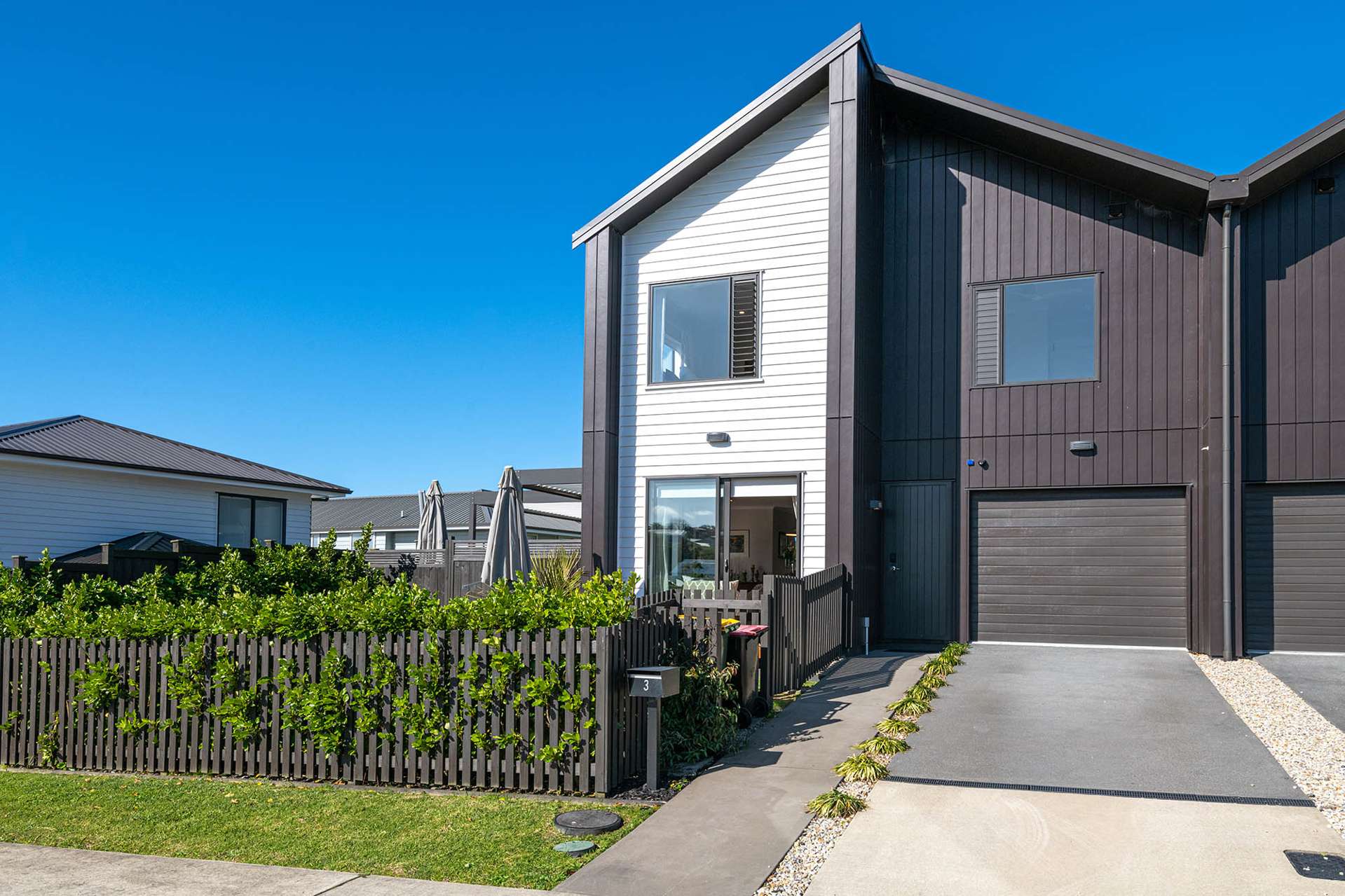 3 Koura Drive Red Beach_0