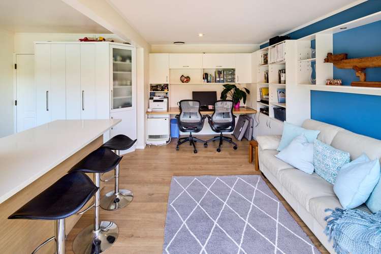 7 Tui Terrace Tawa_9