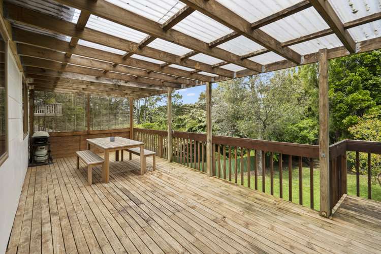 11 Lysander Crescent Beach Haven_16